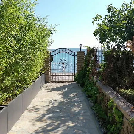 ベッド・アンド・ブレックファスト Lukas 4*