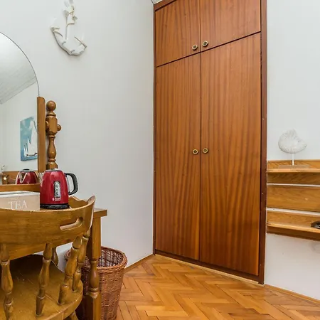 Lukas Bed and breakfast 4*