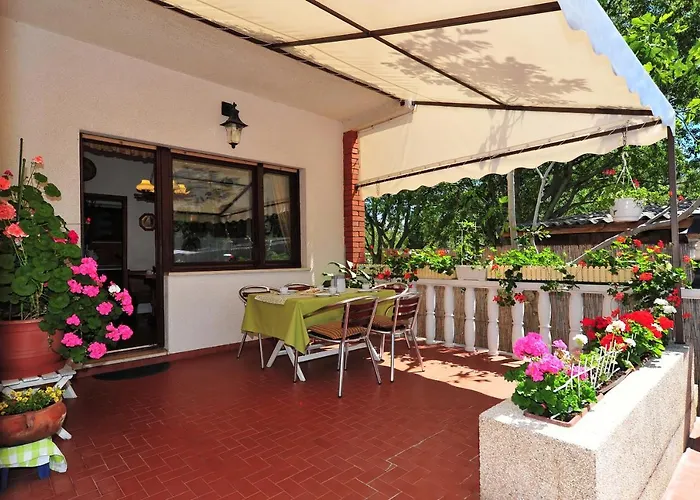 Couette-café Lukas 4*