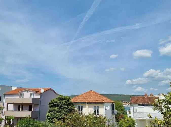 Oda ve Kahvaltı Lukas Sukošan
