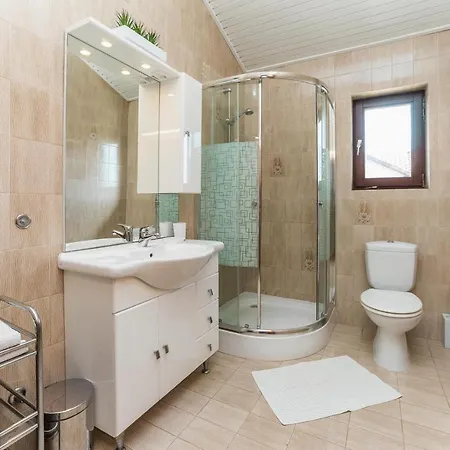 Lukas Nocleg ze śniadaniem