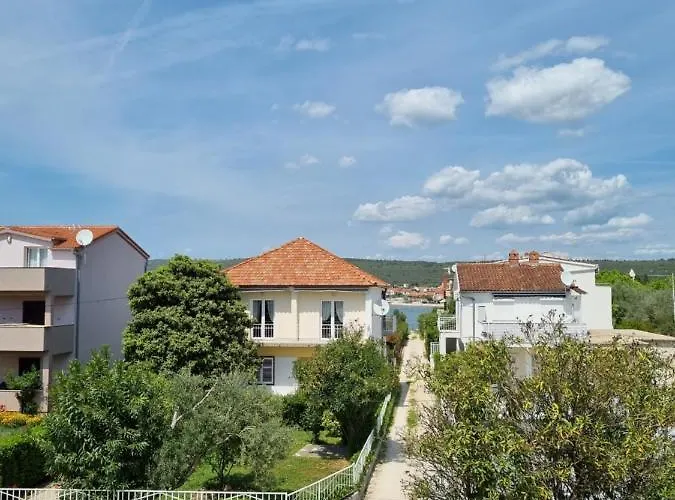 Lukas Bed & Breakfast 4*